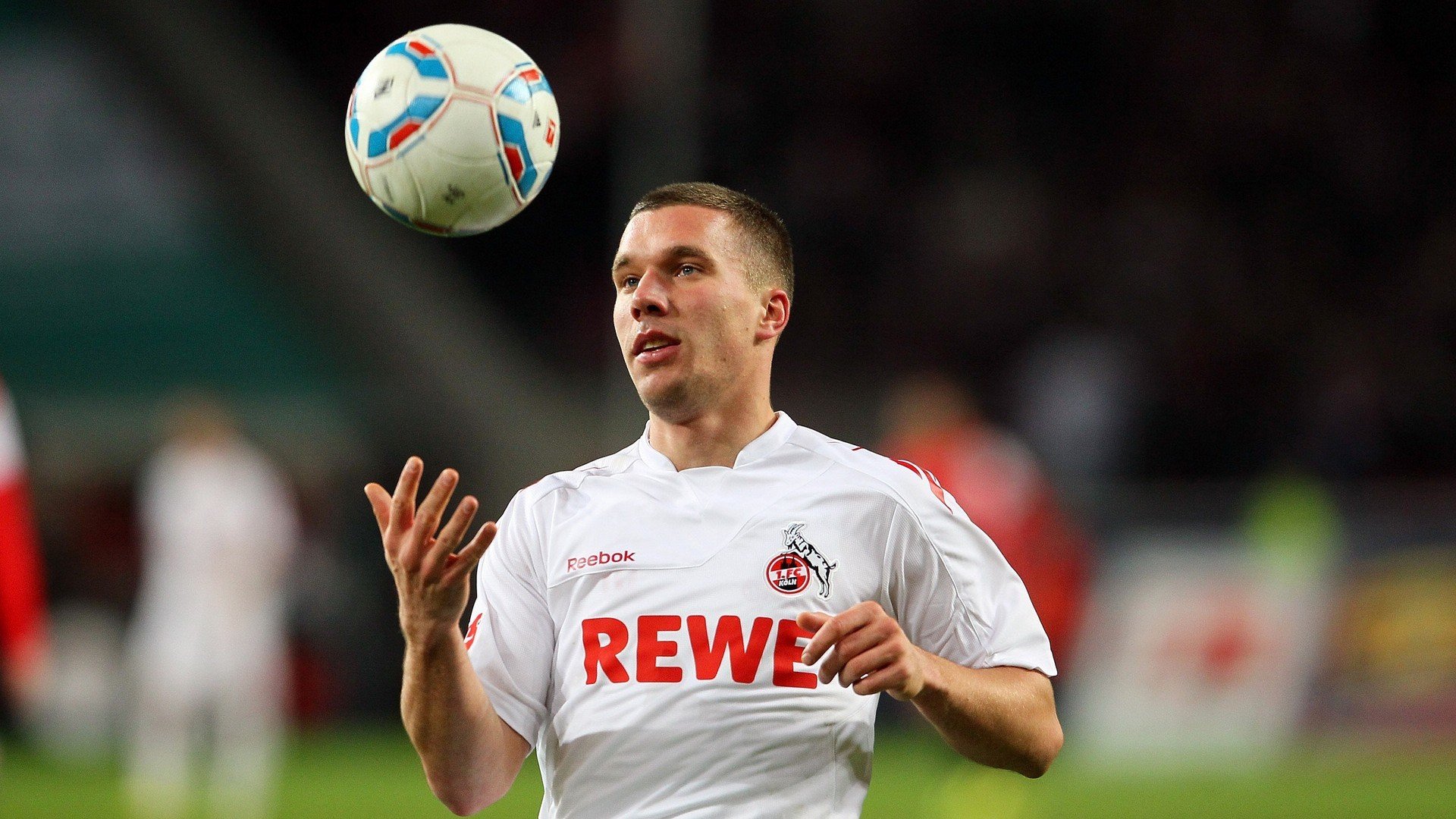 1.4 亿欧封王!佩德里领跑中场身价榜,巴尔韦德赖斯紧随其后,佩德里踢了多少场